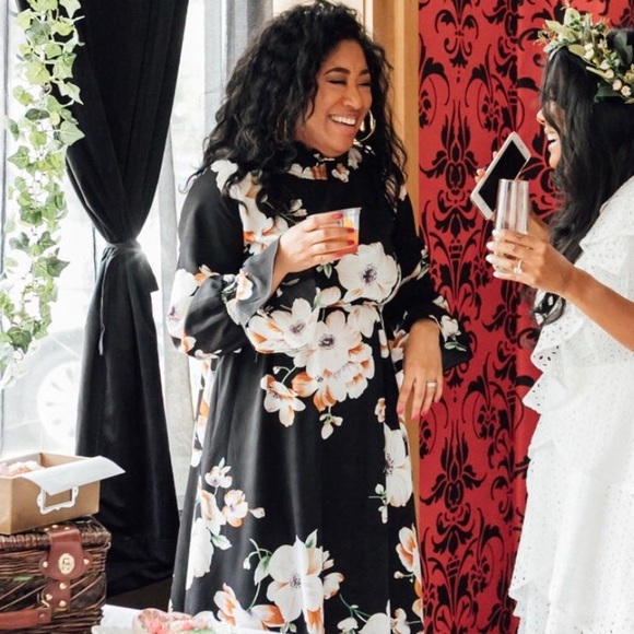 Floral Midi Dress - Picture 2 of 3